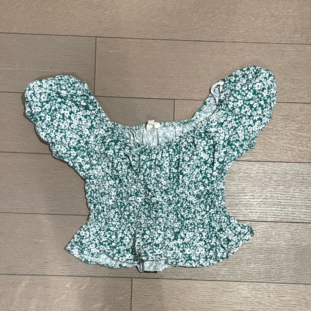 Chic Floral Green Blouse